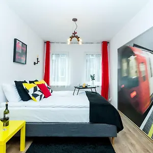 Sleepway - Red Metro Apartament